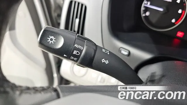 Hyundai Staria 2021 thumb 9