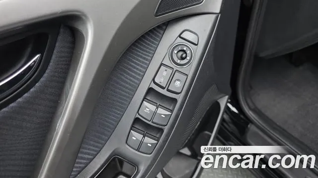 Hyundai Avante 2010 thumb 9