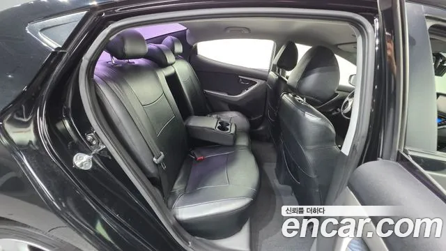 Hyundai Avante 2010 thumb 2