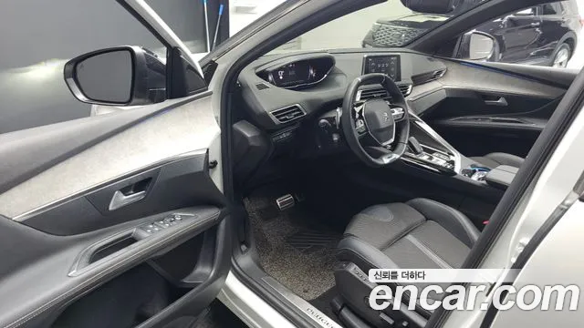 Peugeot 3008 2022 thumb 3