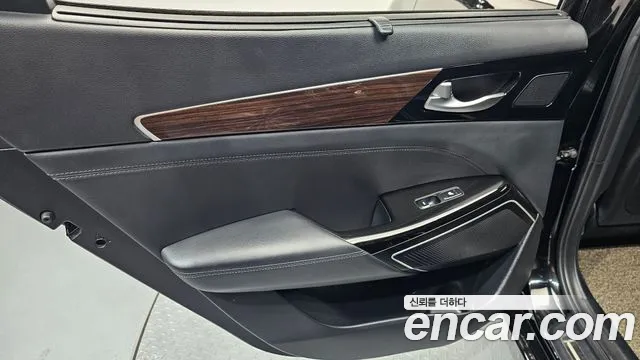 Kia K7 2018 thumb 4