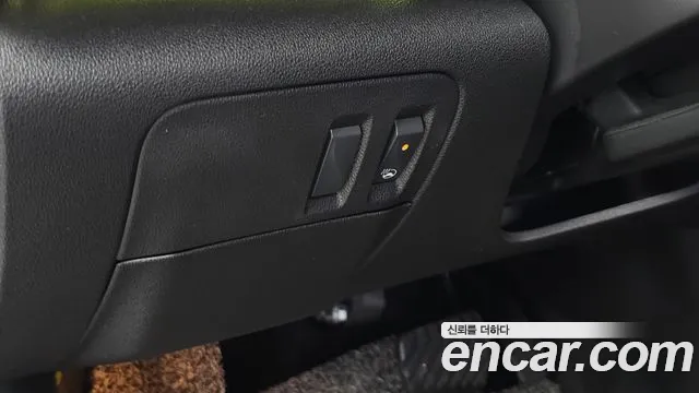 Renault SM6 2019 thumb 8
