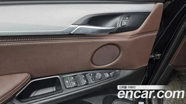 BMW X5 2018 thumb 12