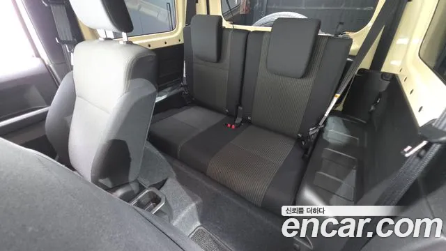 Suzuki Jimny 2025 thumb 8