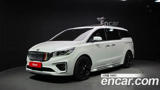 Kia Carnival 2019 thumb 9
