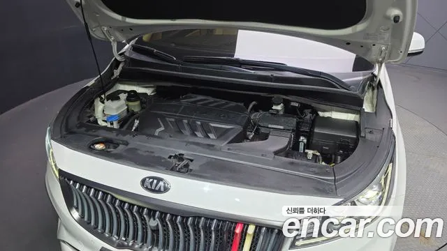 Kia Carnival 2019 thumb 6