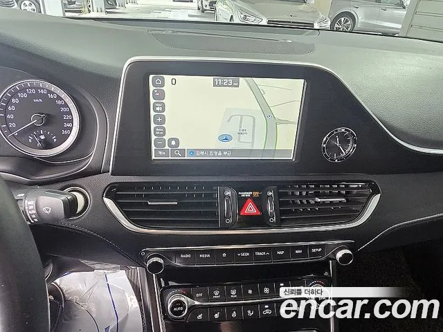 Hyundai Grandeur 2018 thumb 2