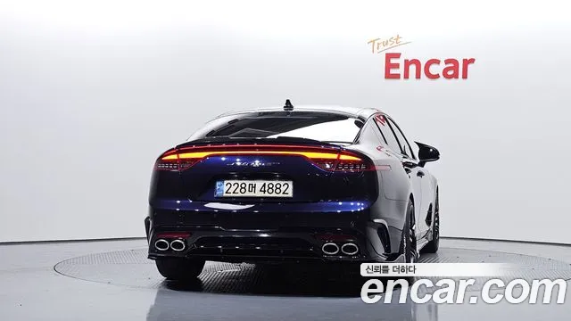 Kia Stinger 2021 thumb 10