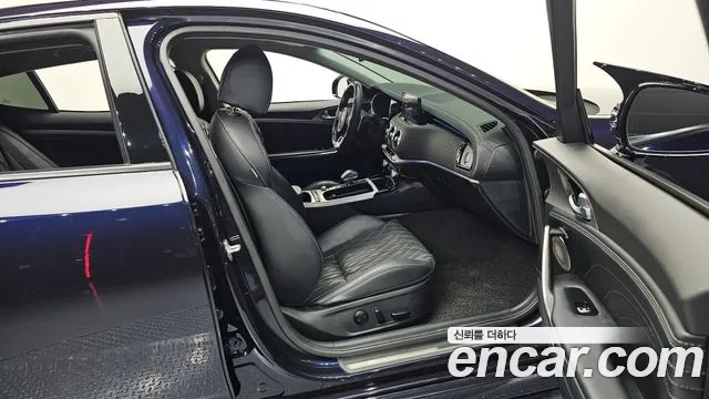 Kia Stinger 2021 thumb 2
