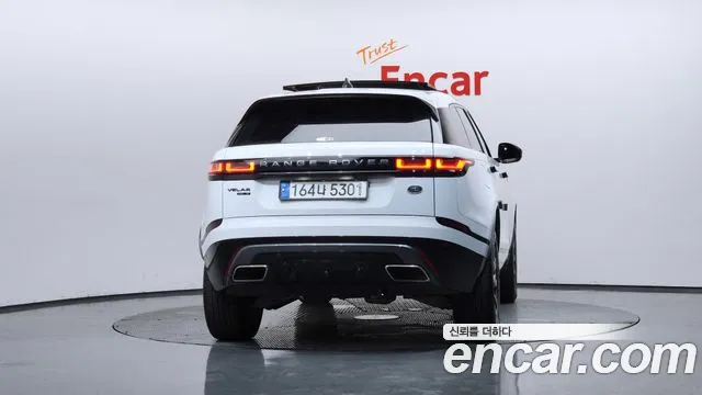 Land Rover Range Rover Velar 2018 thumb 10