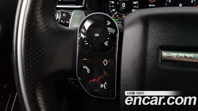 Land Rover Range Rover Velar 2018 thumb 5