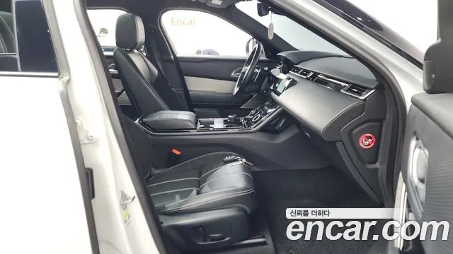 Land Rover Range Rover Velar 2018 thumb 9