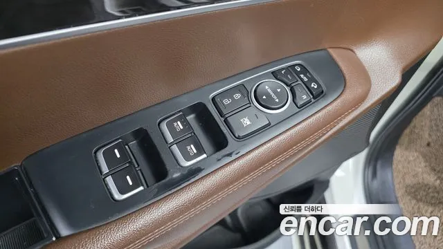 Kia Sorento 2016 thumb 8