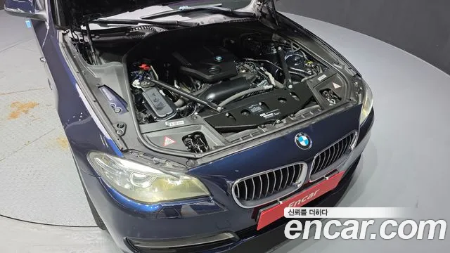BMW 5 серии 2014 thumb 12