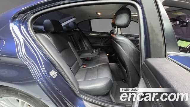 BMW 5 серии 2014 thumb 7