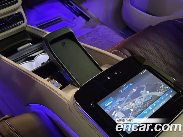 Mercedes-Benz GLS 2026 thumb 5