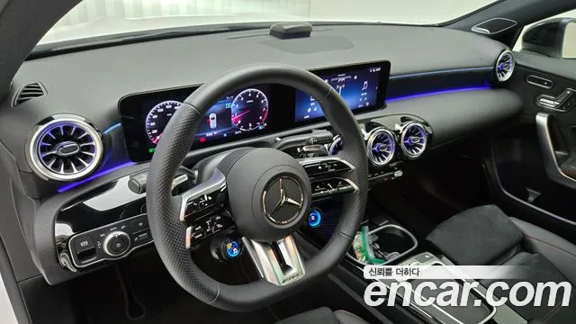 Mercedes-Benz A-Class 2025 thumb 9