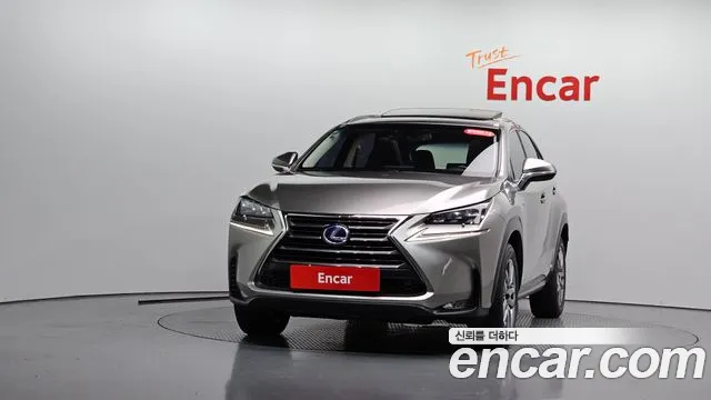Lexus NX 2016 thumb 2