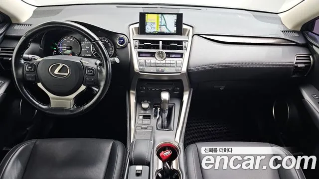 Lexus NX 2016 thumb 6