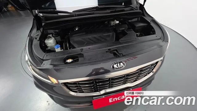 Kia Carnival 2020 thumb 5