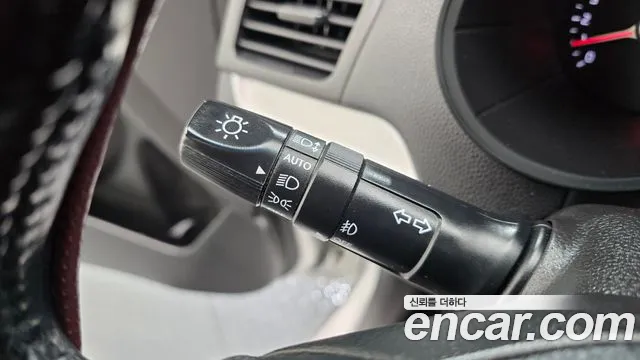 Kia Morning 2013 thumb 11