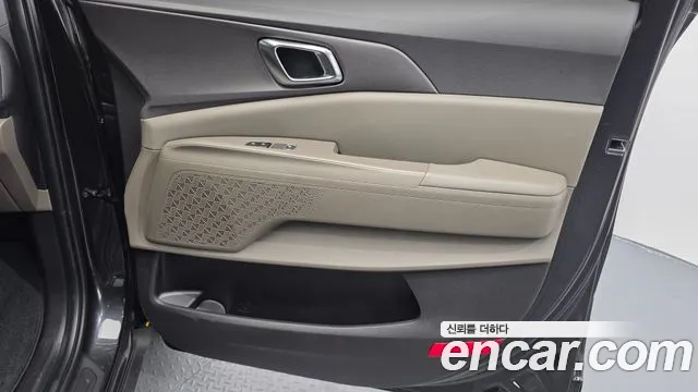 Kia Carnival 2025 thumb 6