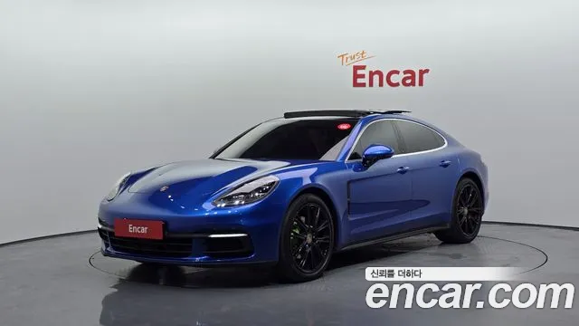 Porsche Panamera 2018 thumb 8