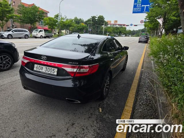 Hyundai Grandeur 2012 thumb 8