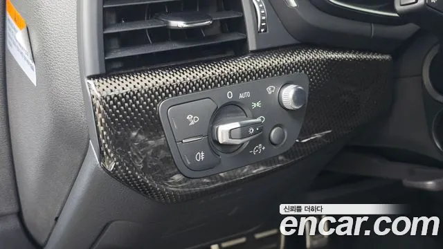 Audi S5 2021 thumb 2