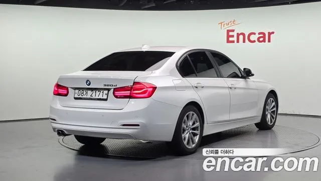 BMW 3 серии 2018 thumb 10