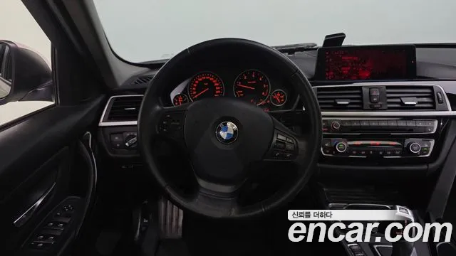 BMW 3 серии 2018 thumb 7