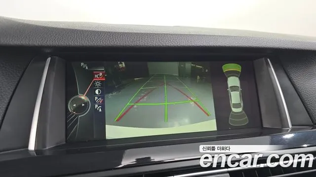 BMW 5 серии 2014 thumb 8