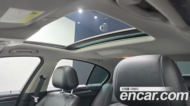 BMW 5 серии 2014 thumb 10