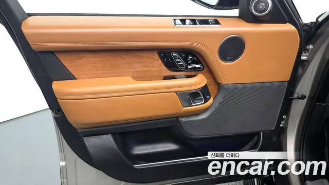 Land Rover Range Rover 2018 thumb 10