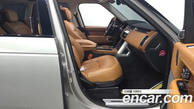 Land Rover Range Rover 2018 thumb 3