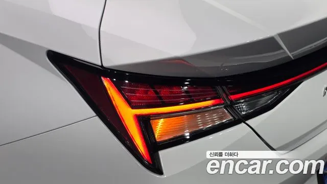 Hyundai Elantra 2021 thumb 8