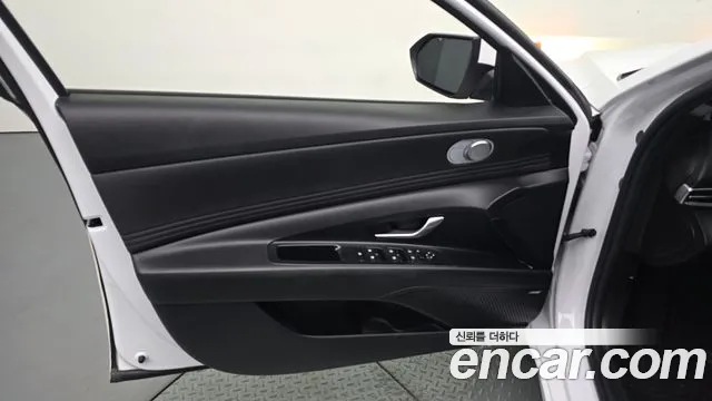 Hyundai Elantra 2021 thumb 12