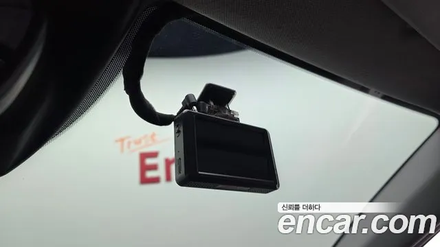 Hyundai Elantra 2021 thumb 9