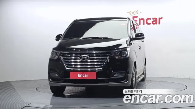 Hyundai Staria 2018 thumb 3
