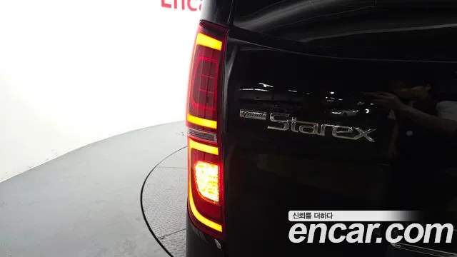 Hyundai Staria 2018 thumb 11