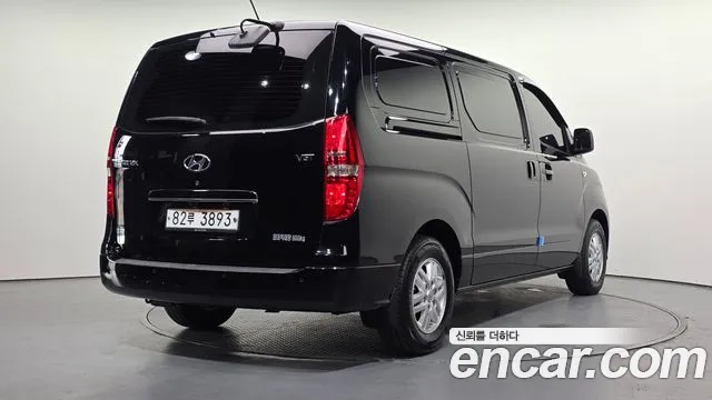 Hyundai Staria 2020 thumb 5