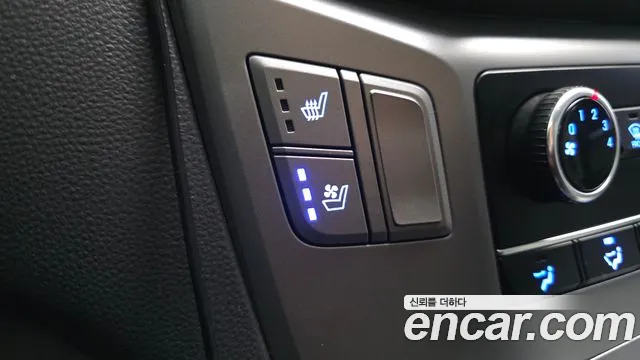 Hyundai Staria 2020 thumb 8