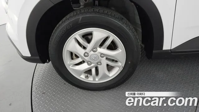 Hyundai Venue 2023 thumb 5