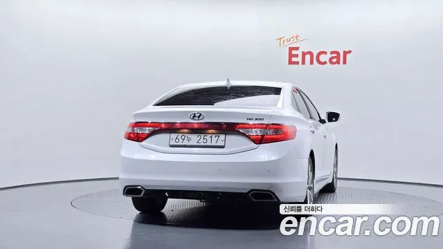 Hyundai Grandeur 2015 thumb 4