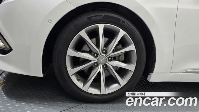 Hyundai Grandeur 2015 thumb 5