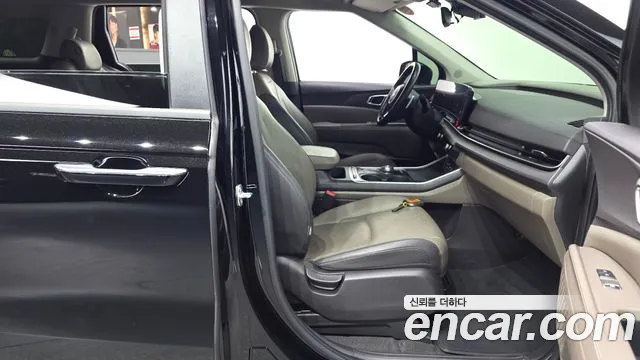 Kia Carnival 2024 thumb 7