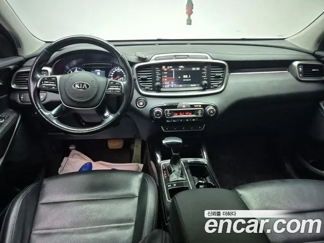 Kia Sorento 2018 thumb 3