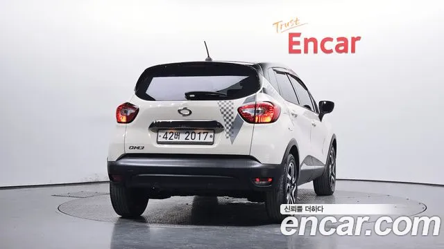 Renault QM3 2014 thumb 6