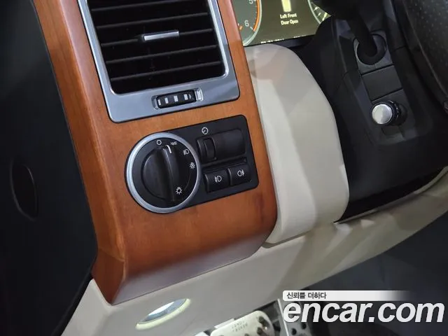 Land Rover Range Rover 2010 thumb 11