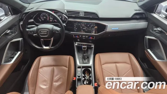 Audi Q3 2020 thumb 4